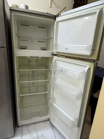 ثلاجة