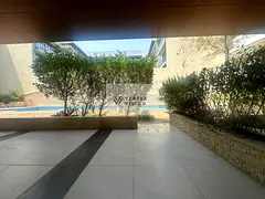 DIRECT ACCESS POOL LEVEL MASSIVE TERRACE WITH GARDEN