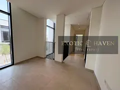 Near to Handover | Single Row | Prime Location
