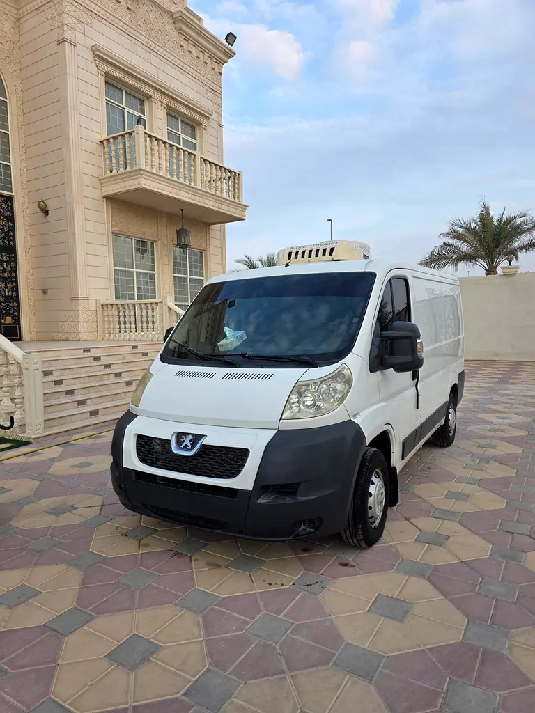 Peugeot Boxer 2014 — photo 1 of 7
