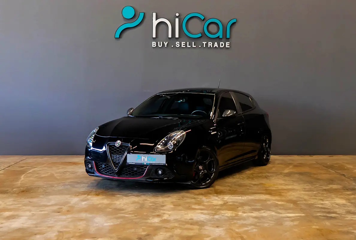 Alfa Romeo GIULIETTA 2021 — photo 1 of 15