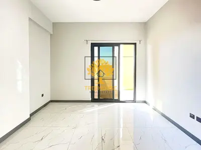 HUGE TERRACE | SPACIOUS 1 BR | COMMUNITY LIVING