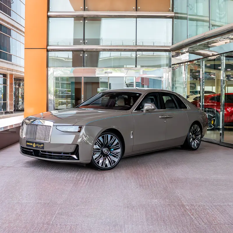 Rolls-Royce Ghost 2025 — photo 1 of 16