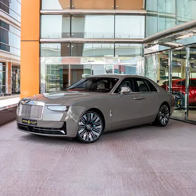 Rolls-Royce Ghost 2025  SILVER BADGE  Luxury Sedan DONE ONLY 2000KM