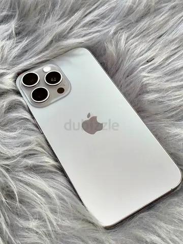 Silver iPhone 15Pro Max (good condition) - 256GB
