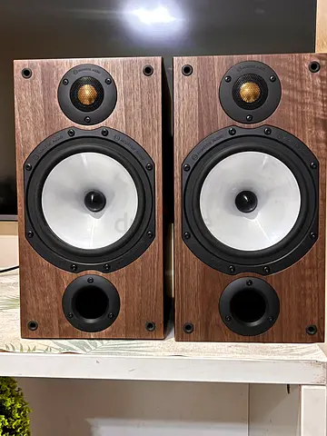 Monitor audio mr2