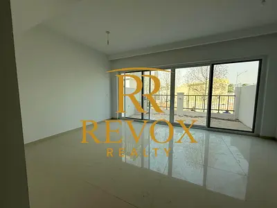 Spacious 4BR Townhouse | Brand New | One Month Free