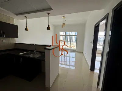 Spacious 1BR | Vacant | Prime DSO Location