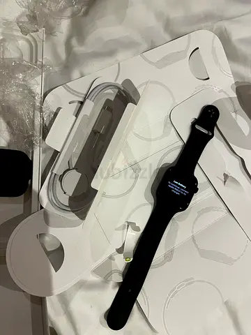 Apple Watch 11 - 10 days used only!