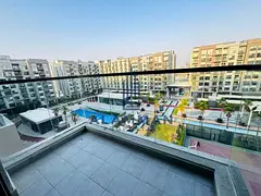 Large Size Pool View Vacant 1 Bed Well Maintained