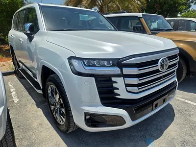2025 Toyota Land Cruiser LC300 VXR (Full-Option) 3.5L V6 Twin Turbo Hybrid A/T 4WD Export Only