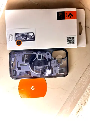 iPhone 17 Spigen ultra zero one case