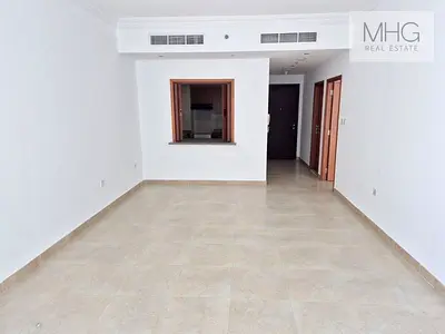 شقة فسيحة بغرفة نوم واحدة | برج Mag 218 | إطلالات على المارينا والمدينة | غير مفروشة