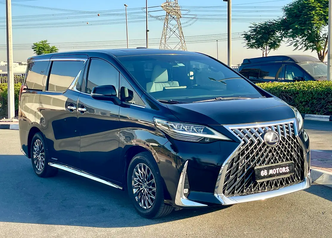 Lexus LM-Series 2021 — photo 1 of 11