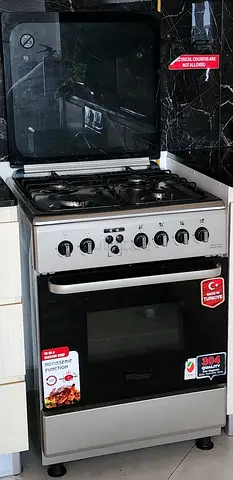 Super General 4-Burner Gas Cooker (SGC 6471MSFS) – UNDER WARRANTY – Urgent Sale!