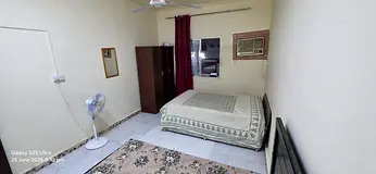 Private room for ladies or family.