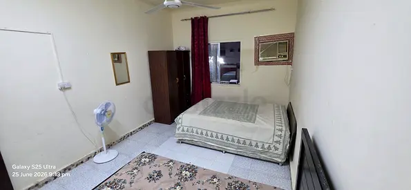 Private room for ladies or family.