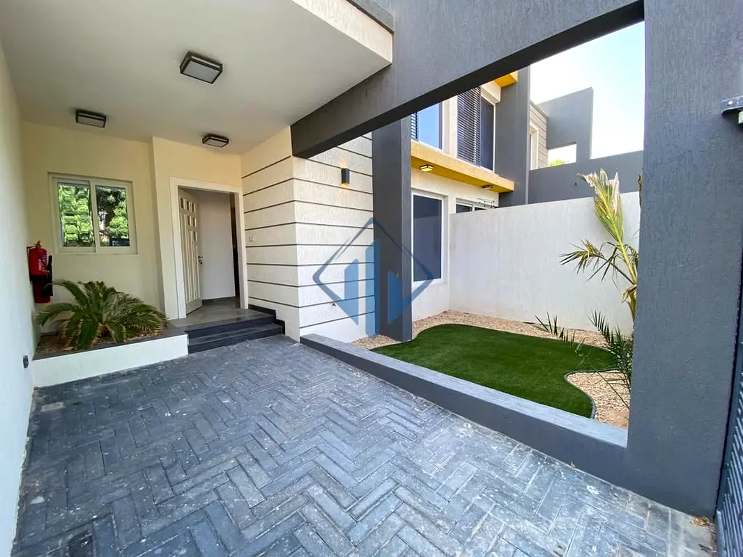 Luxurious Villa - 3BR + Maid + Free Maintenance