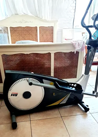 Elliptical Cross Trainer. Veey Light Use. Like New. Worth Close to AED 3,000. Going For Just AED 990