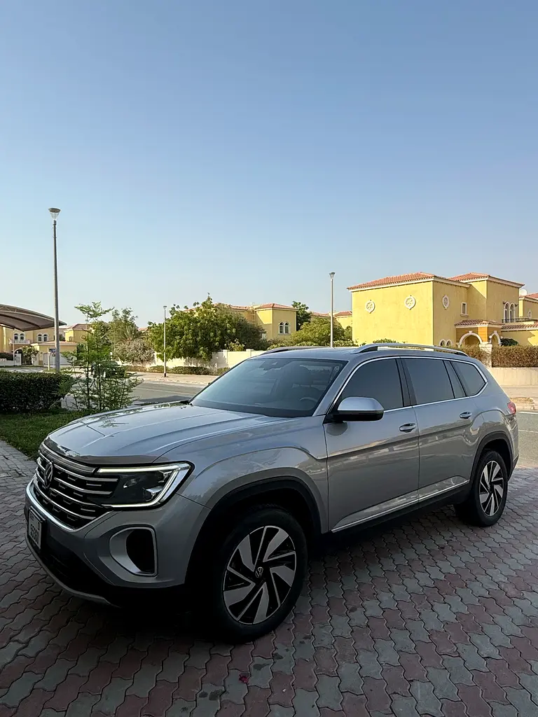 Volkswagen Teramont 2024 — photo 1 of 10