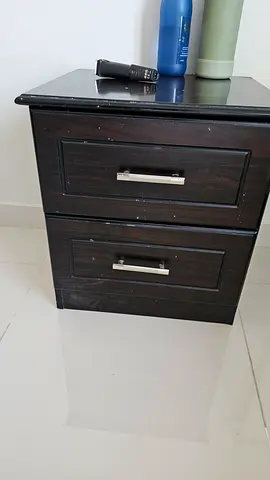 Dark wood 2-drawer bedside cabinet / small storage cabinet - good condition