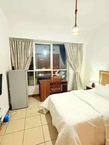 Standard Room for Rent in Sulafa Tower,