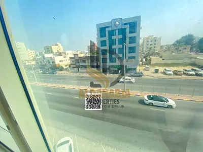 شقة غرفة وصالة للإيجار السنوي – عجمان 🏡 فرصة مميزة للسكن شقة غرفة وصالة بتصميم عملي وموقع مناسب قريب من الخدمات الأساسية، مناسبة للأفراد والعائلات ال