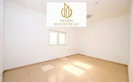 PRIME LOCATION! BRIGHT APARTMENT! FAMILY BUILDING!