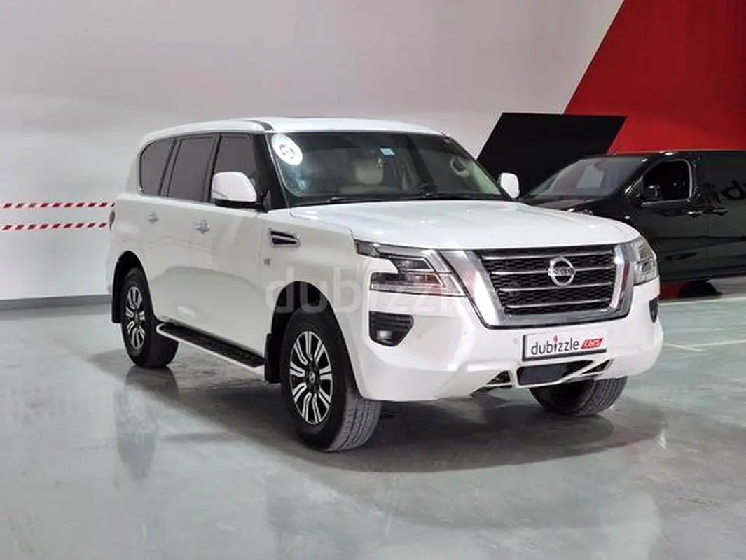 Nissan Patrol 2020 — photo 1 of 20