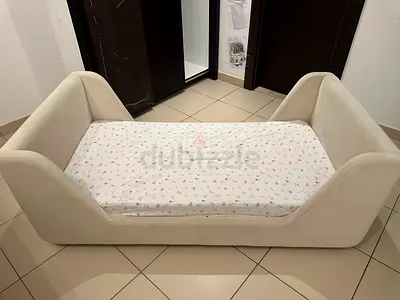 Toddler bed with mattress - beige