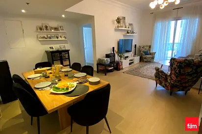 Upgraded | Lake View | Closed Kitchen