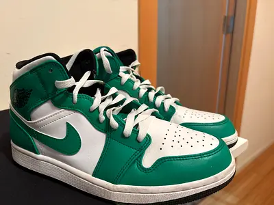 Used Green  White Air Jordan 1 Mid - Mens Size (Good Condition)