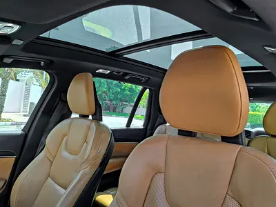 2021 Volvo XC90 — фото 11