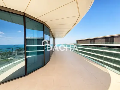 Penthouse | Renovation Opportunity | Sea Views