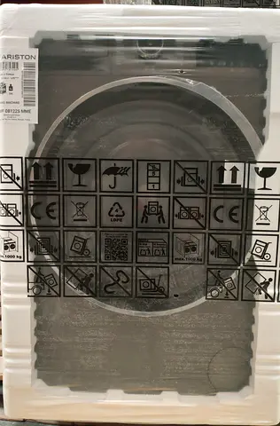 Brand new Ariston 8KG Front Load Washing Machine