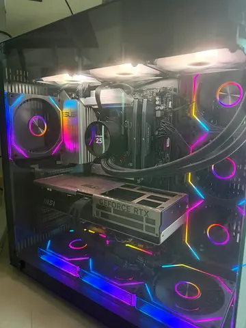 High End Gaming PC - RTX 5080 + Ryzen 7 9800X3D