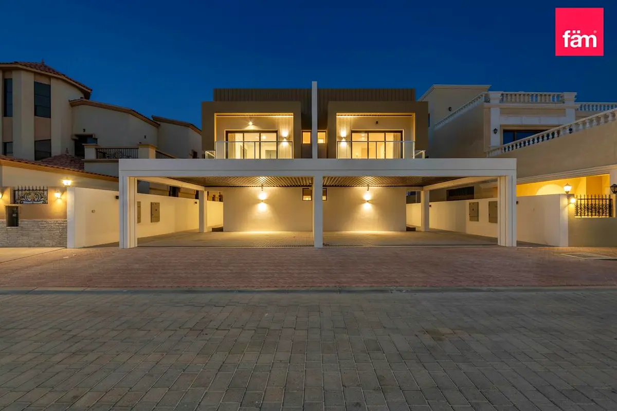 VACANT| SINGLE ROW4BR+ MAID| BRAND NEW|
