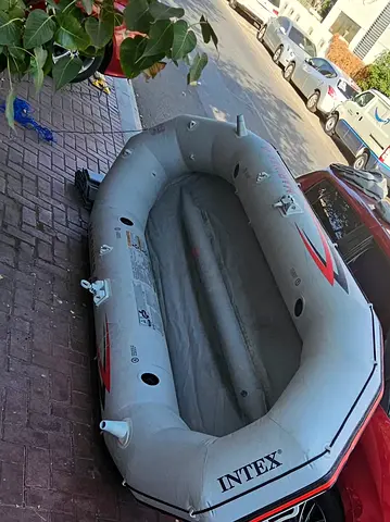 Intex Inflatable 3-4 Person Rubber Dinghy Boat - Good Condition