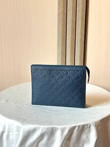 Louis Vuitton Pouch For Men’s