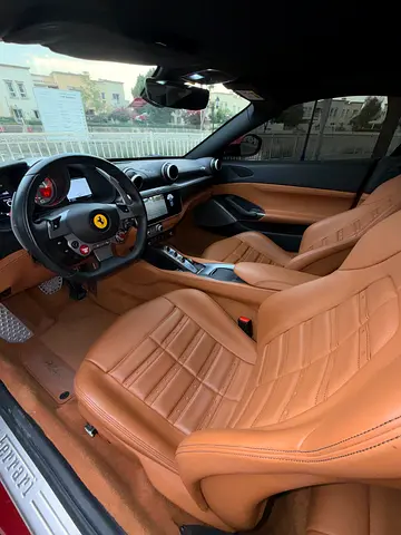 صورة 8 لـ 2018 Ferrari PORTOFINO