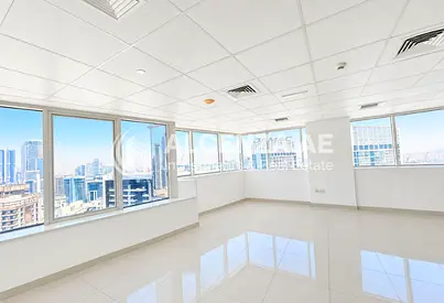 Corner Unit | Bright and Open | Prime Location