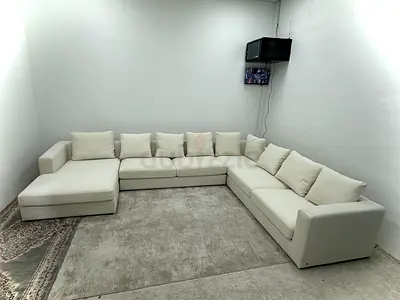 Looks condition the one Ushape sofa