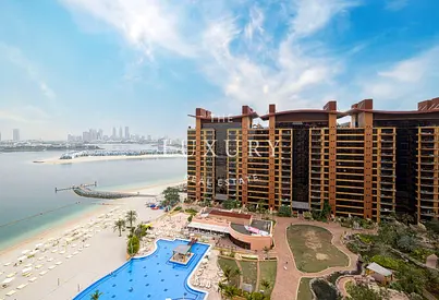 Elegant 1BR| Beach Access|Prime Water Front Living
