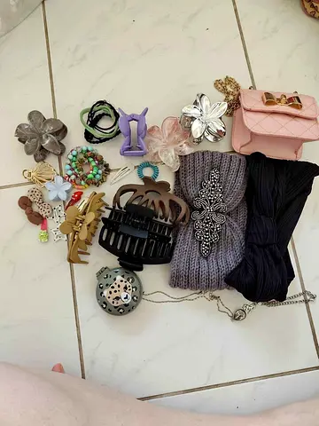 Jewelry and hair clips and hairbands for girls