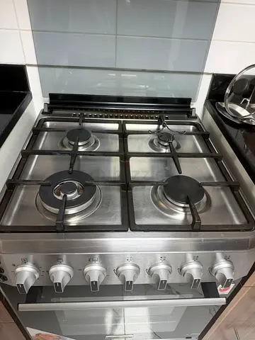 Daewoo gas cooker