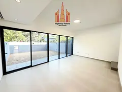 Modern 2bhk + Maid Room + Single Row + Big Backyard in Kaya Masaar