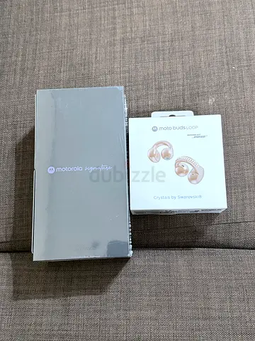 *Brand New Sealed Motorola** 
Sealed Motorola Signature 512GB (Martini Olive Gold) + Moto Buds Loop