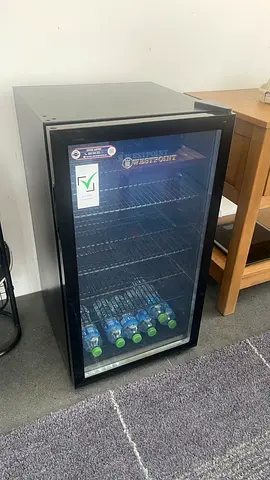 Westpoint Glass Door Beverage Cooler / Mini Fridge – Excellent Condition (Negotiable)