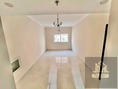 30Days Free !! With Parking !! Close To Safari Mall