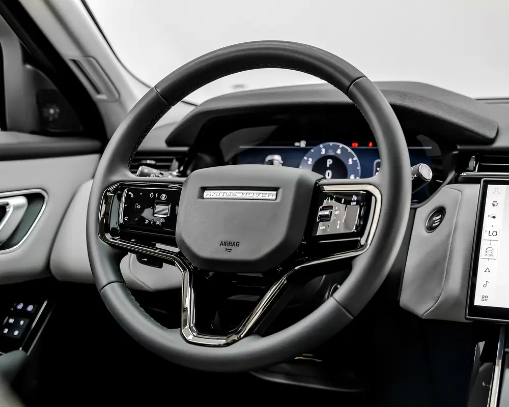 Land Rover Range Rover Velar 2025